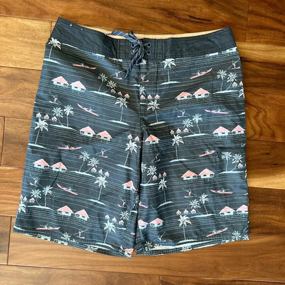 Mossimo Grey Men’s Board Shorts size 36 - Picture 1 of 4